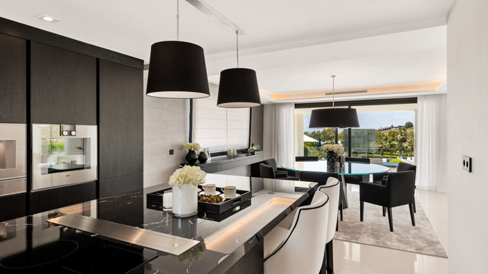 Image No.5-6 Bed Villa for sale