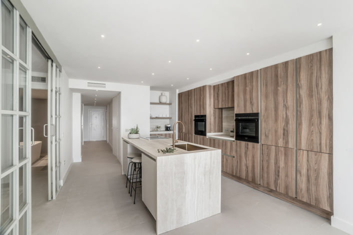 Image No.6-3 Bed Property for sale