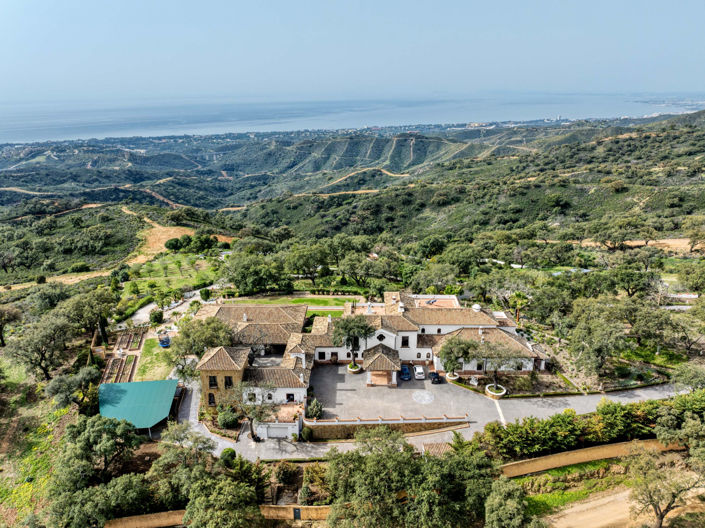Image No.1-7 Bed Finca for sale