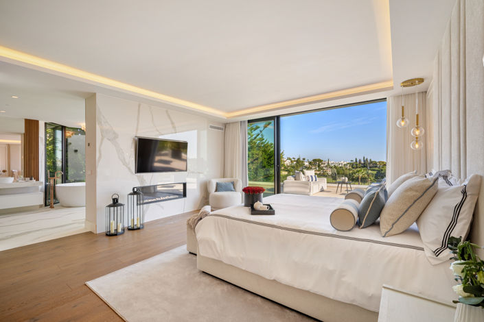 Image No.13-6 Bed Villa for sale