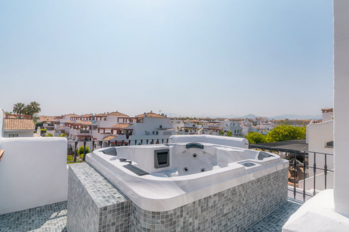 Image No.1-3 Bed Property for sale