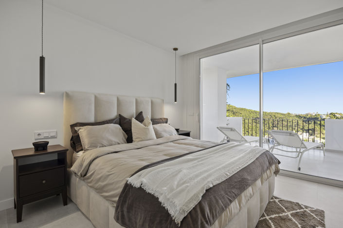 Image No.10-3 Bed Apartment for sale