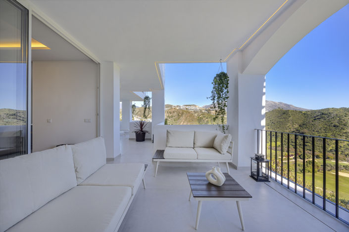 Image No.21-3 Bed Apartment for sale