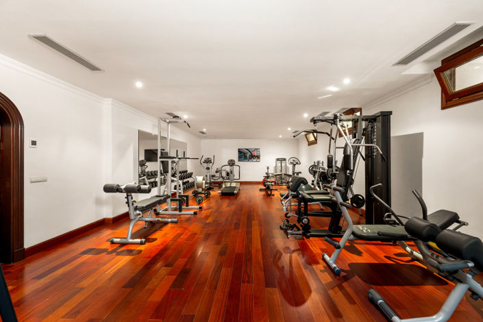 Image No.10-Villa de 8 chambres à vendre à San Pedro de Alcantara