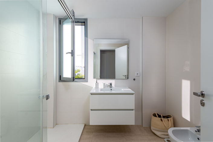 Image No.10-2 Bed Apartment for sale