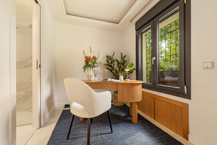 Image No.19-4 Bed Townhouse for sale