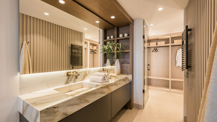 Image No.32-4 Bed Property for sale