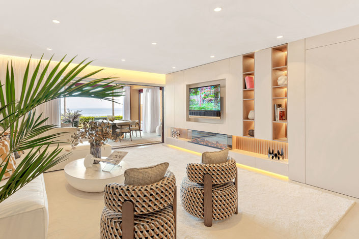 Image No.4-4 Bed Property for sale