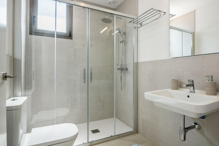 Image No.7-4 Bed Villa for sale