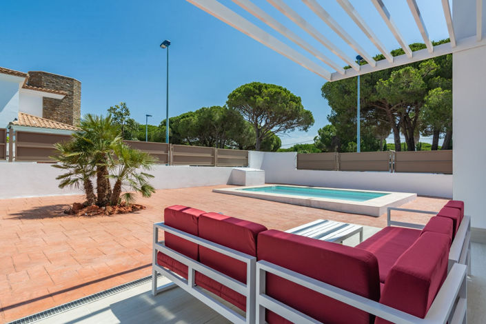 Image No.11-4 Bed Villa for sale