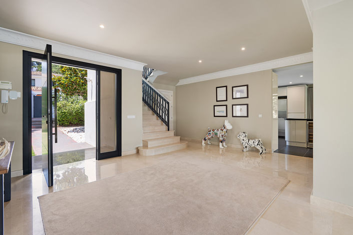 Image No.3-Villa de 4 chambres à vendre à Marbella