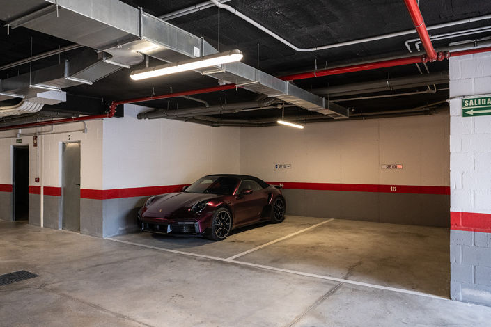 Image No.18-3 Bed Property for sale