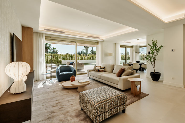 Image No.4-5 Bed Property for sale