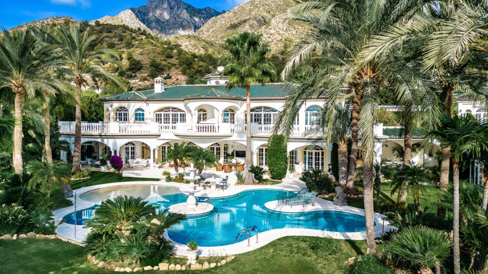 Image No.1-Villa de 14 chambres à vendre à Marbella