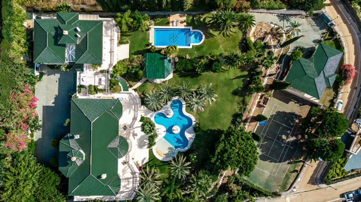 Image No.10-14 Bed Villa for sale