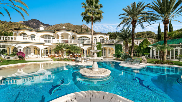 Image No.12-14 Bed Villa for sale