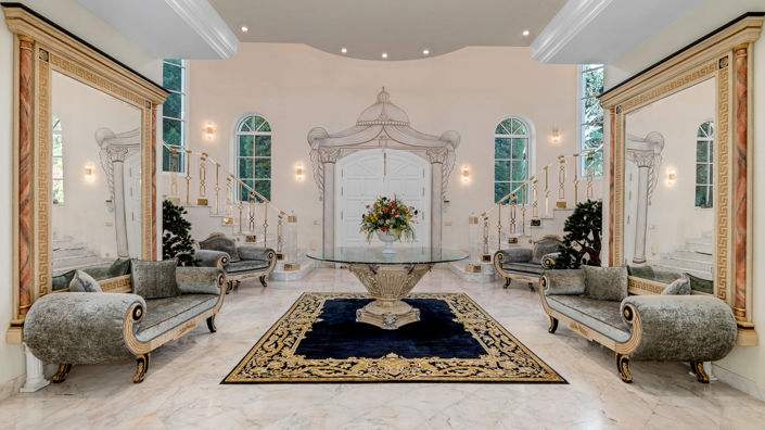 Image No.2-14 Bed Villa for sale