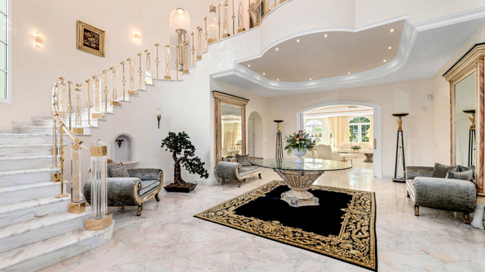 Image No.3-14 Bed Villa for sale