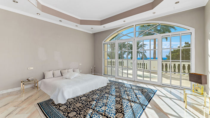 Image No.6-14 Bed Villa for sale