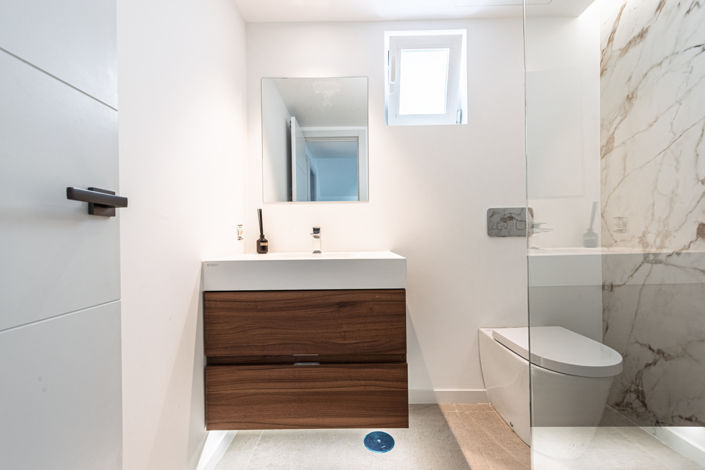 Image No.8-4 Bed Townhouse for sale