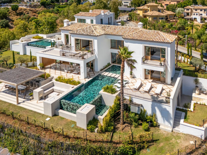 Image No.1-5 Bed Villa for sale