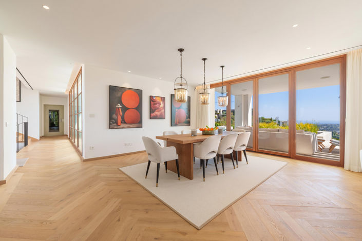 Image No.3-5 Bed Villa for sale