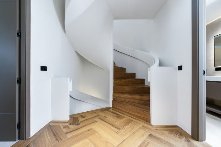 Image No.10-4 Bed Townhouse for sale