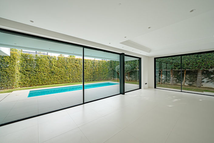 Image No.2-Villa de 4 chambres à vendre à Marbella