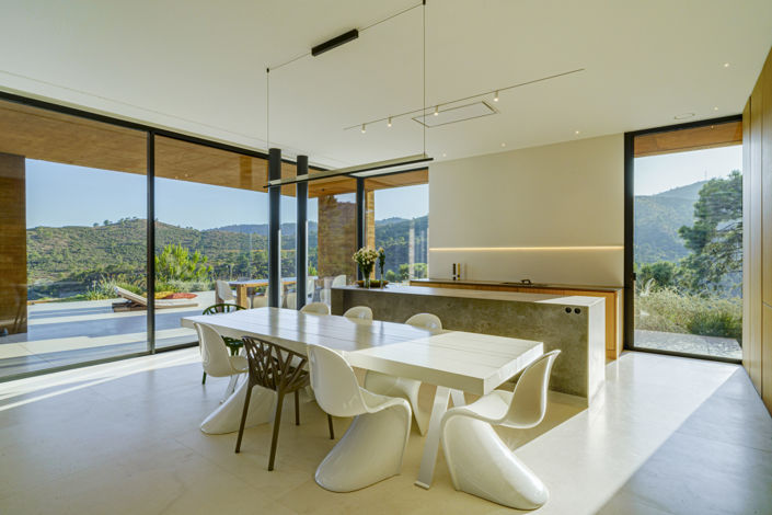 Image No.9-5 Bed Villa for sale