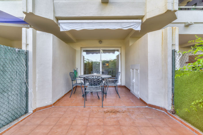 Image No.13-1 Bed Property for sale