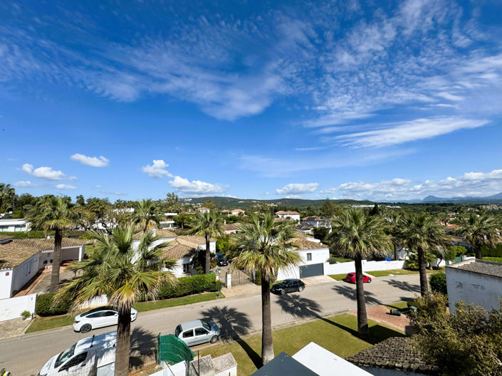 Image No.37-5 Bed Villa for sale