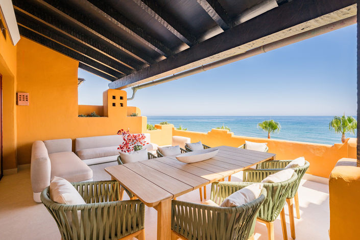 Image No.1-4 Bed Apartment for sale