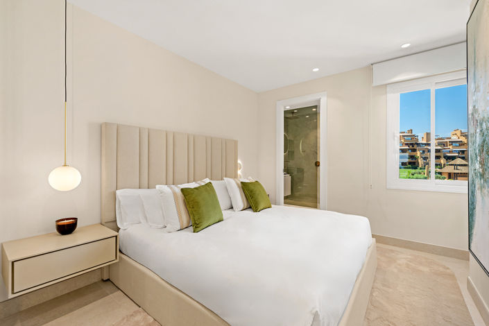 Image No.16-4 Bed Apartment for sale