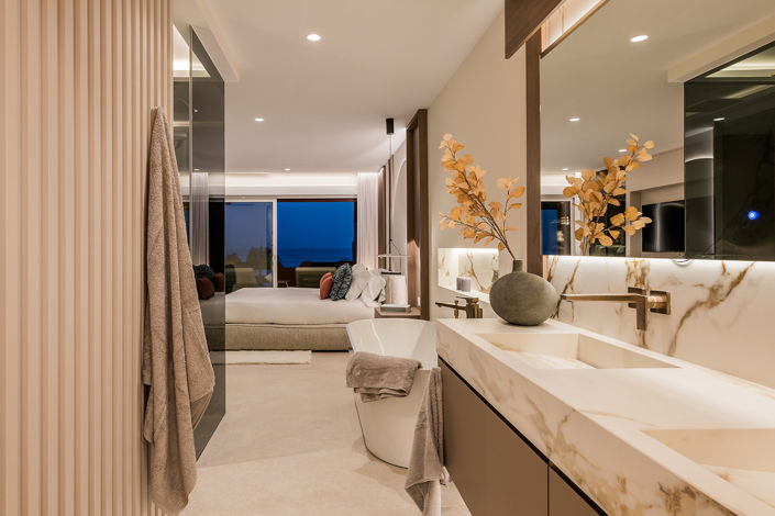 Image No.24-4 Bed Apartment for sale