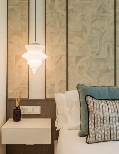 Image No.19-3 Bed Property for sale