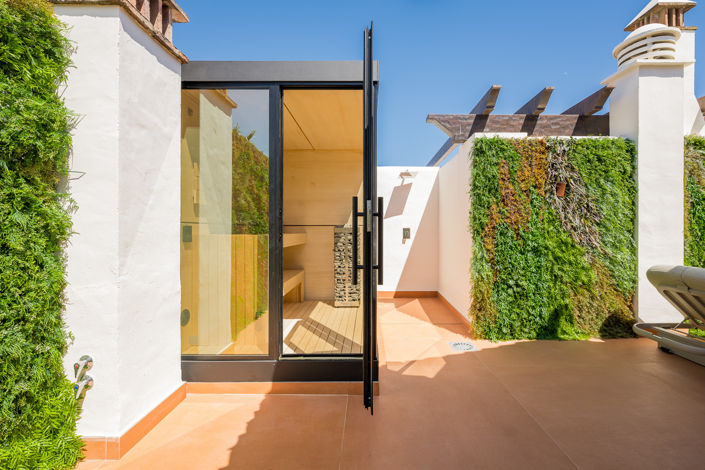 Image No.29-3 Bed Property for sale