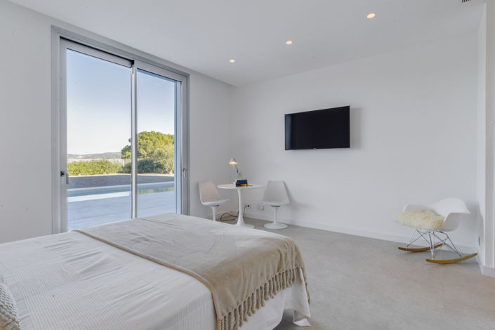 Image No.12-4 Bed Villa for sale