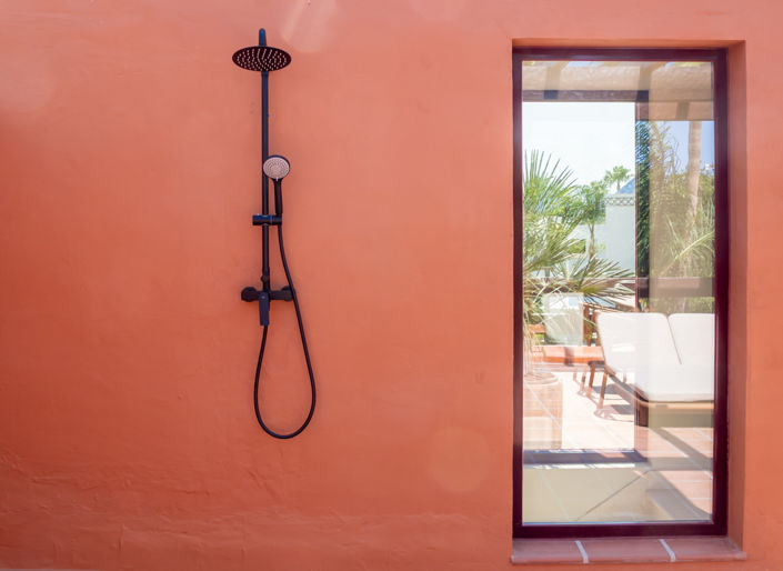 Image No.24-4 Bed Townhouse for sale