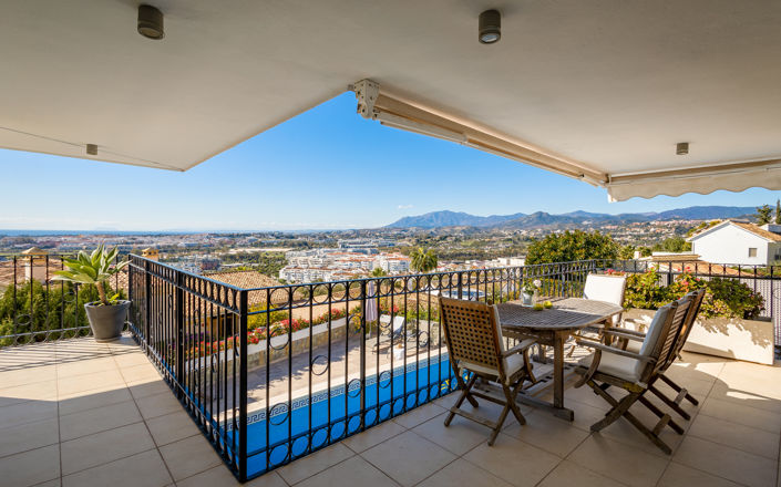 Image No.2-4 Bed Villa for sale