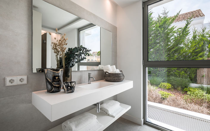 Image No.16-5 Bed Villa for sale