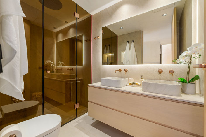 Image No.13-4 Bed Townhouse for sale