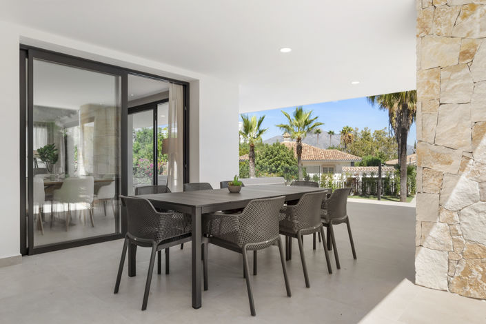 Image No.19-4 Bed Villa for sale