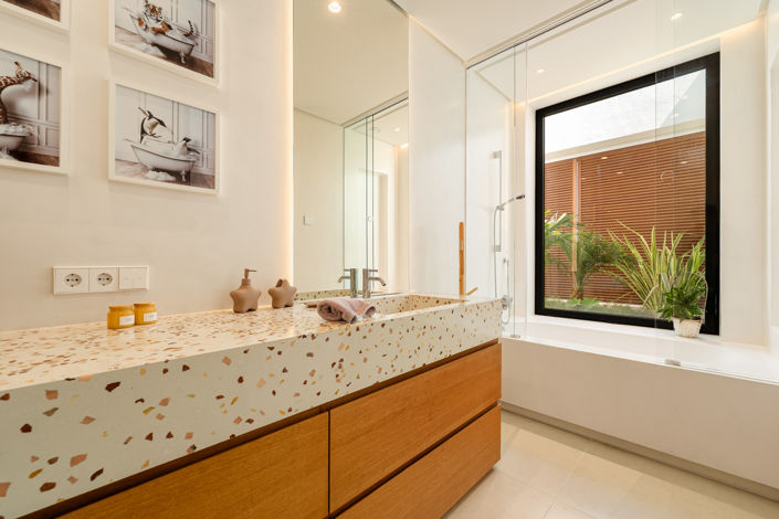 Image No.24-6 Bed Villa for sale