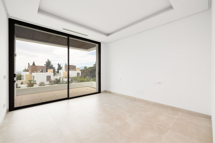 Image No.6-4 Bed Villa for sale