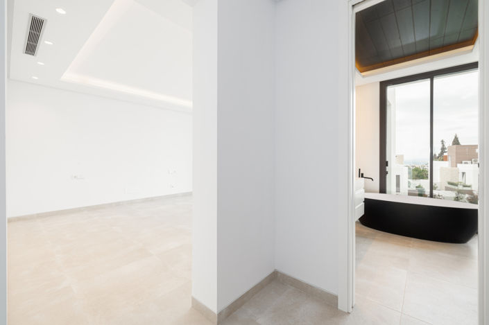 Image No.8-4 Bed Villa for sale