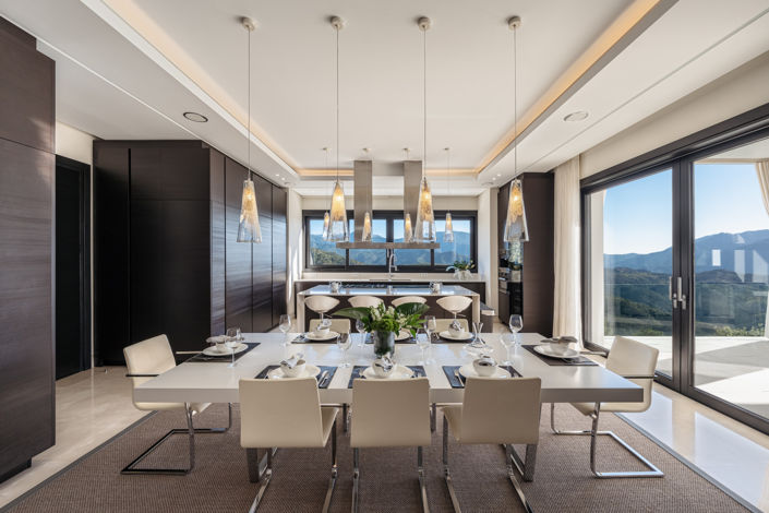 Image No.4-7 Bed Villa for sale