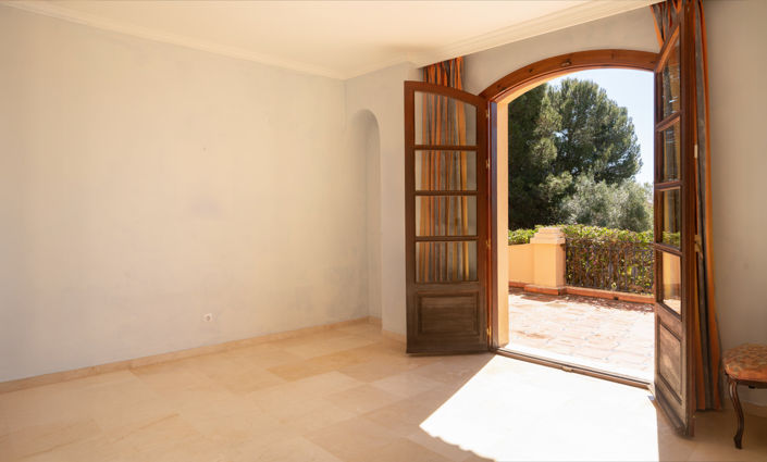 Image No.16-Villa de 4 chambres à vendre à Estepona