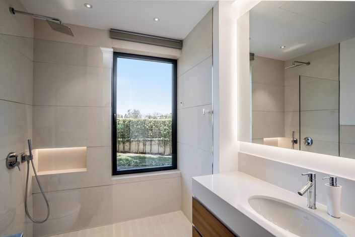 Image No.15-5 Bed Villa for sale