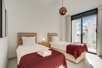 b98le8d7m9k3degpefzhs0lif8u4xzvzhwxtmggyekxx9