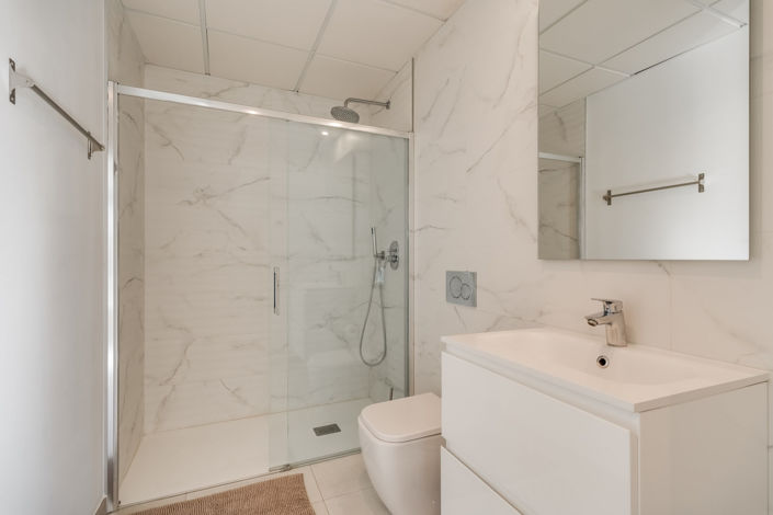 Image No.14-4 Bed Townhouse for sale